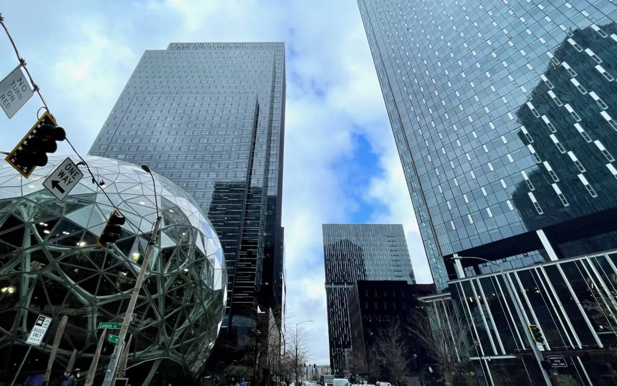 Amazon's Major Layoffs: 2,303 Employees Cut as AI Transforms Tech Workforce