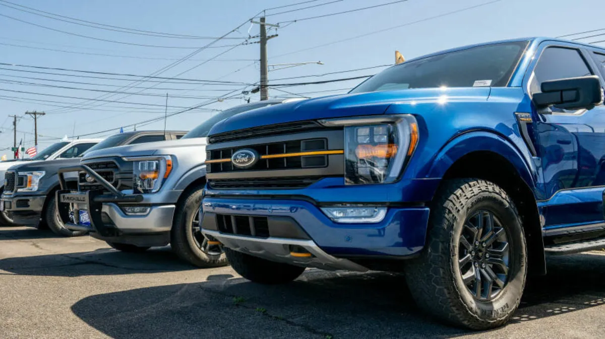 Americans Rush to Dealerships Amid Trump’s Tariff Fears