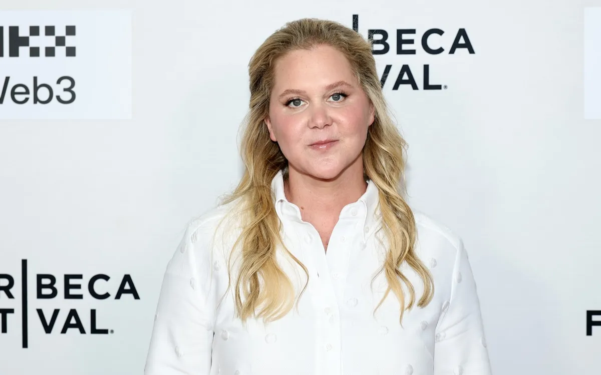 Amy Schumer Undergoes Back Surgery: Her Journey to Recovery