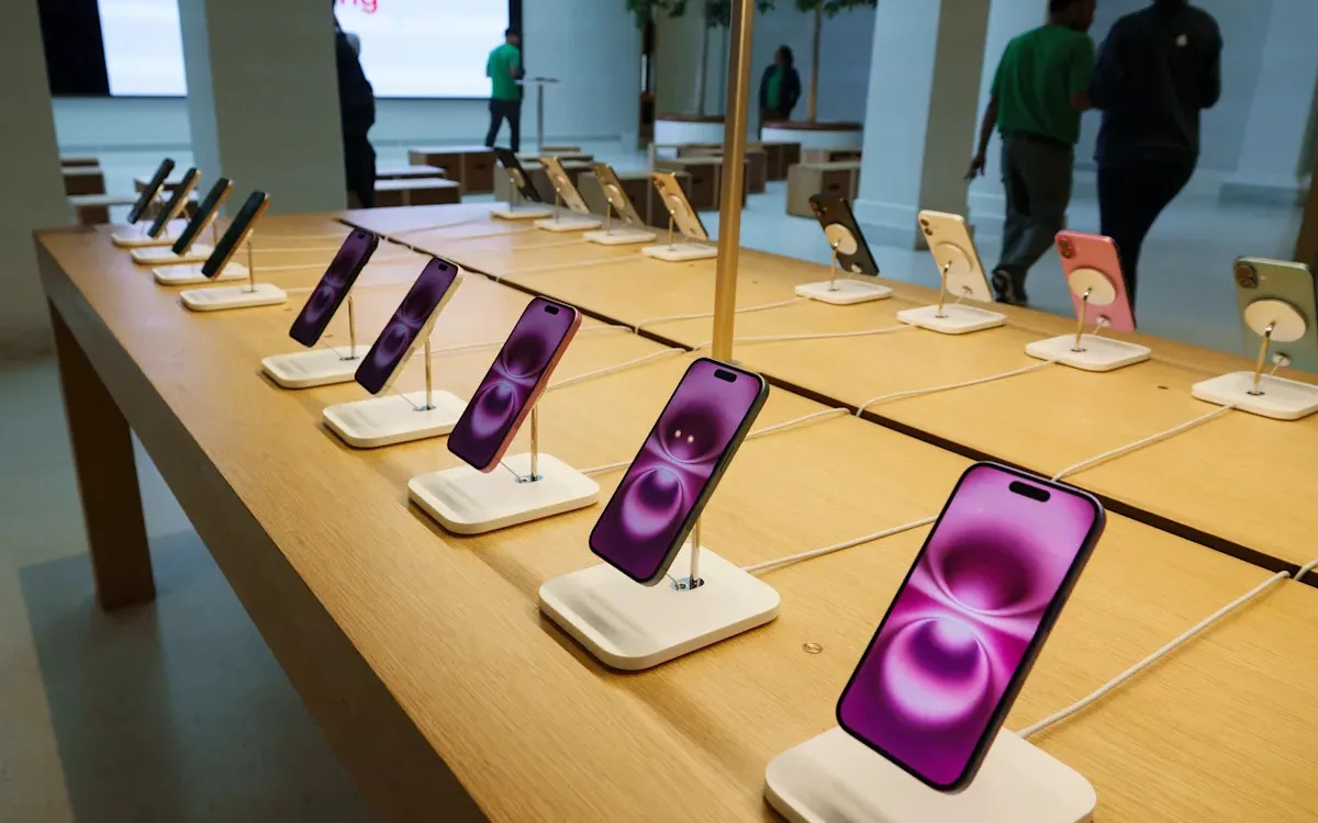 Apple Eyes Perplexity AI Acquisition for Future AI Search Engine
