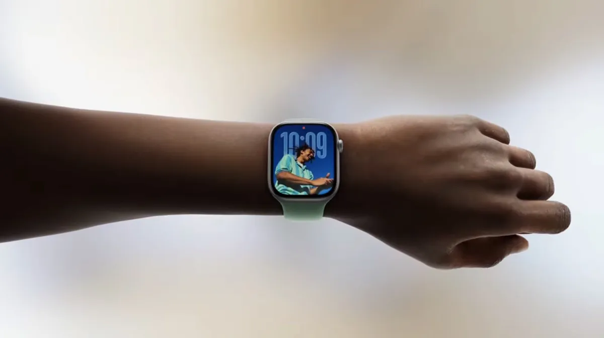 Apple Watch OS 26: A Lackluster Update with a Touch of Liquid Glass