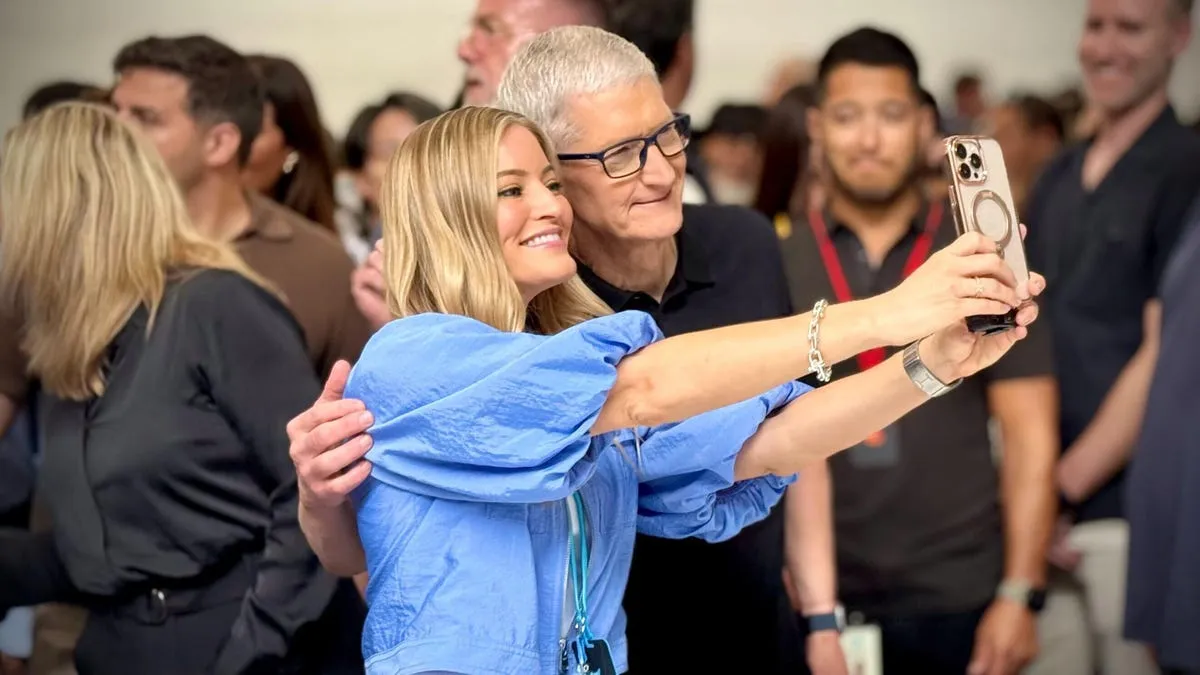 Apple's iPhone 17: The Revolutionary Selfie Camera Everyone is Talking About!