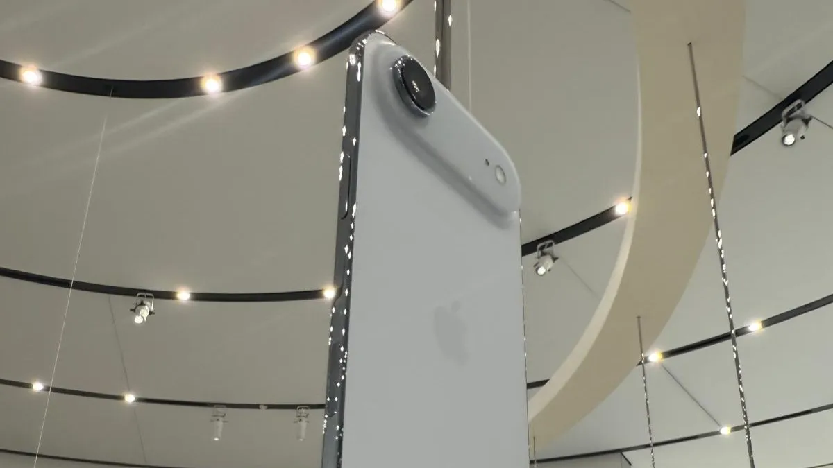 Apple's Winning Strategy: How the iPhone 17 Aces the Competition
