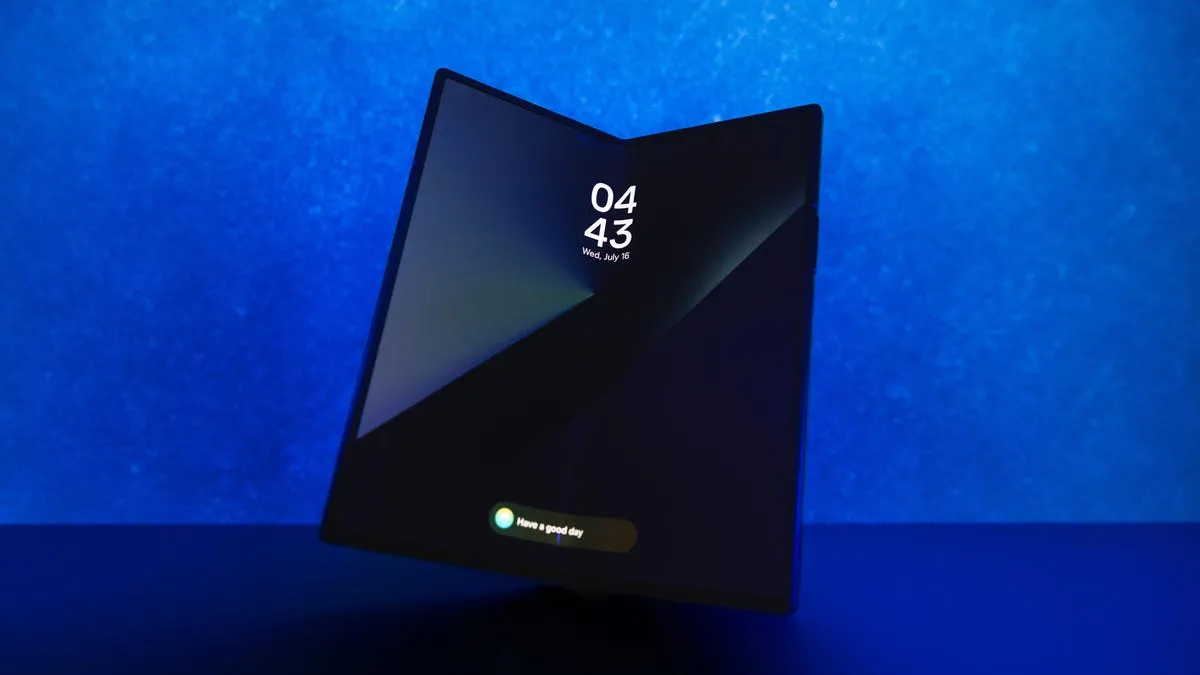 Are Foldable Smartphones the Future? Consumer Interest Remains Low