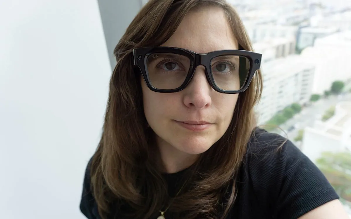 Are the $800 Meta Ray-Ban Display Glasses Worth the Hype?