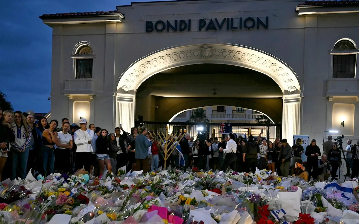 Australian Father and Son Linked to Bondi Beach Terror Attack: Investigation Underway