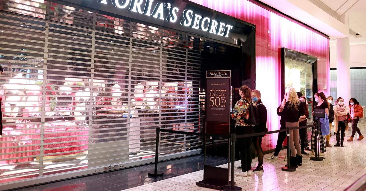 Barington Capital Pushes for Major Changes at Victoria's Secret Amid Shareholder Concerns