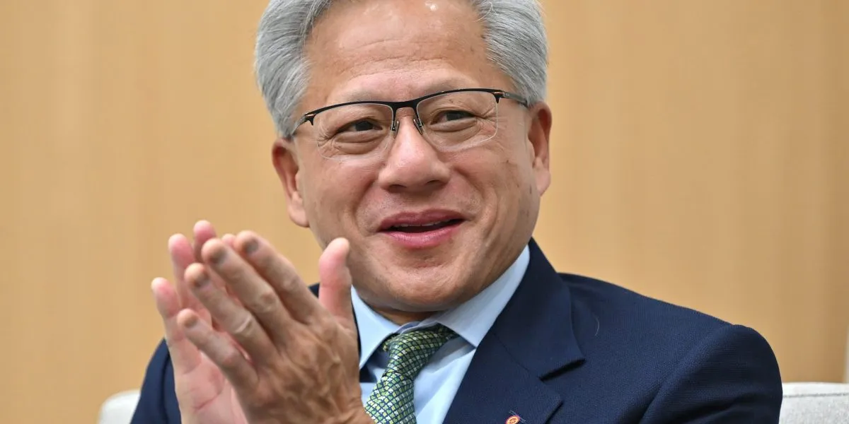 Billionaires Toast Over Fried Chicken and Beer: A Viral Moment in South Korea