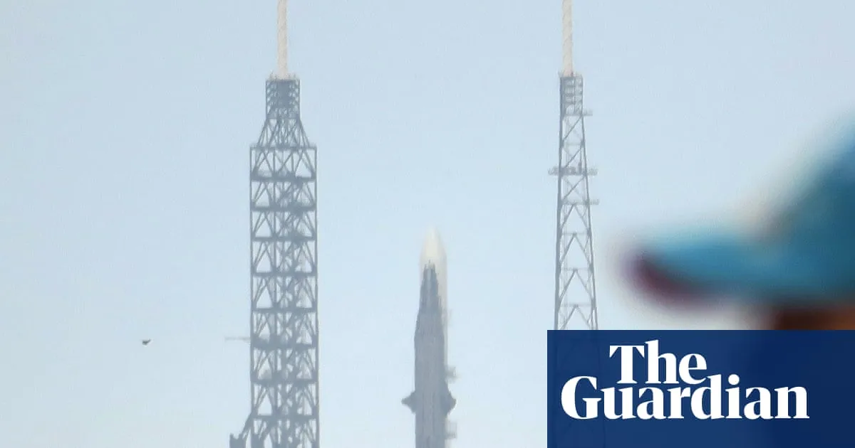 Blue Origin Delays New Glenn Rocket Launch Amid Fierce Space Race