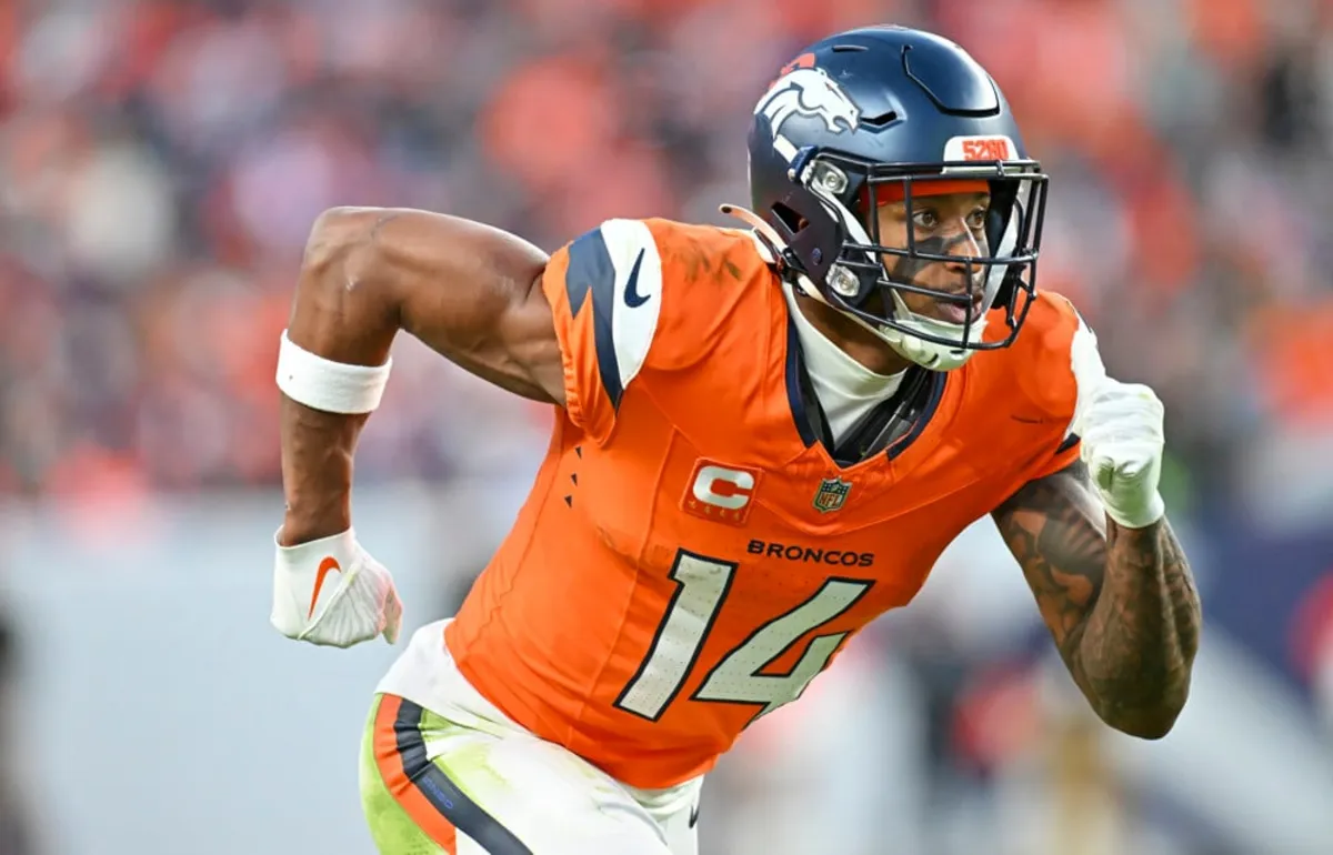 Broncos Dominate Raiders in Thursday Night Football Showdown