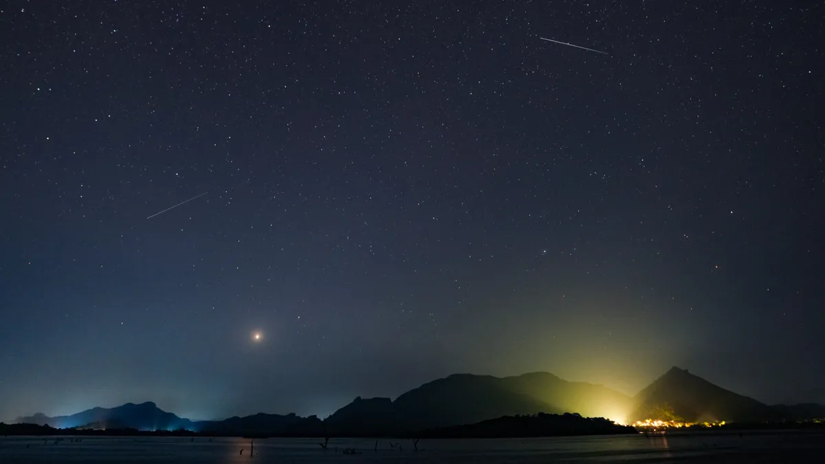 Catch the Celestial Show: Eta Aquarid Meteor Shower Peaks with Dazzling Displays!