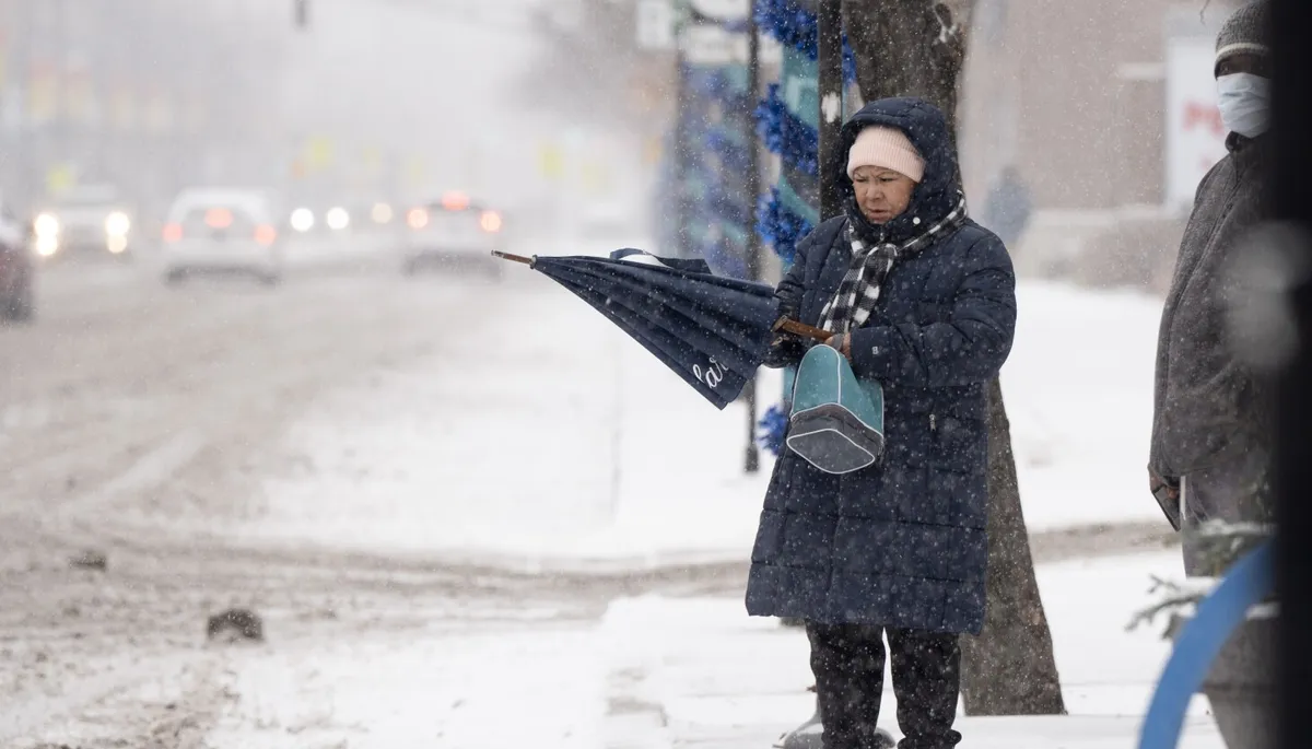 Chicago Shatters November Snow Record with Historic Storm