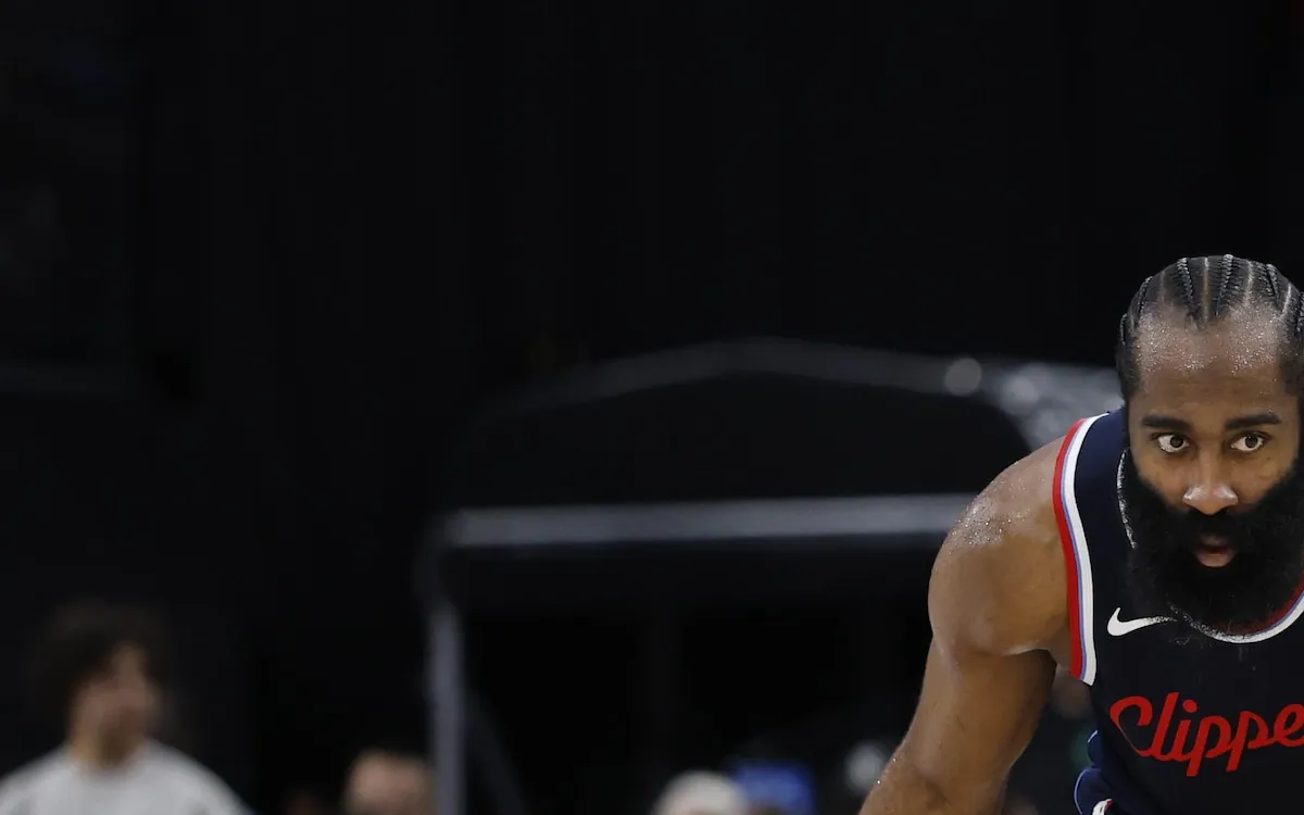Clippers Stun Nuggets: Veteran Stars Shine in Game 6 Comeback