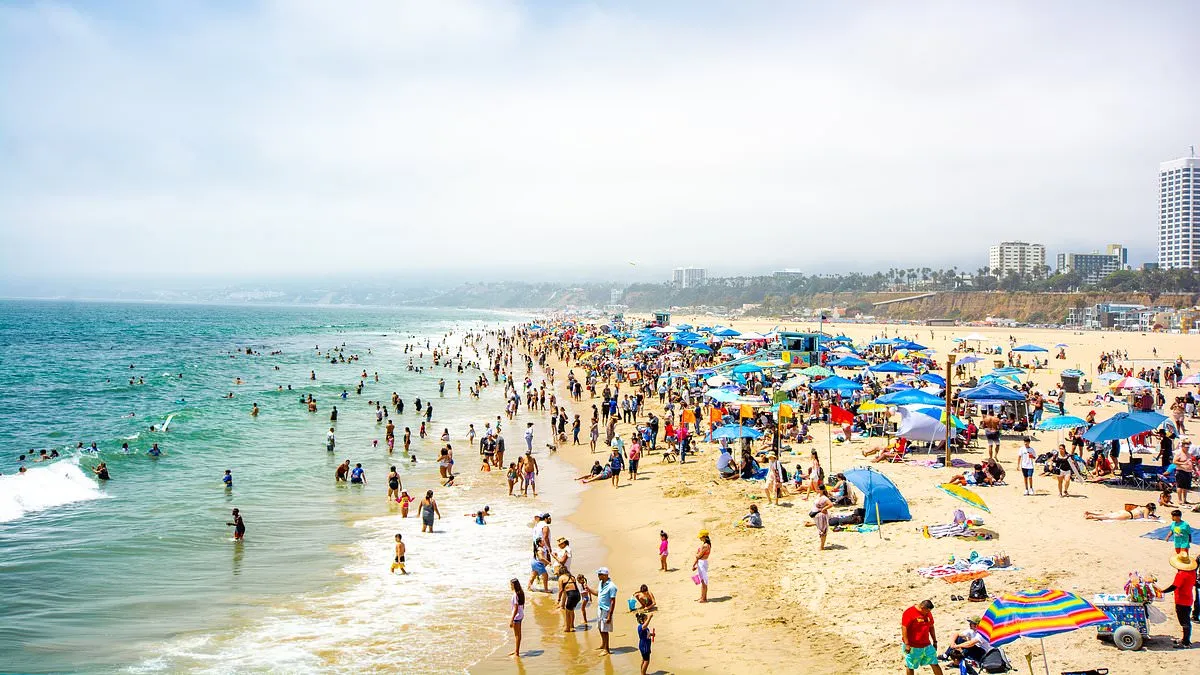 Coastal Living Linked to Serious Health Risks: The Microplastics Crisis