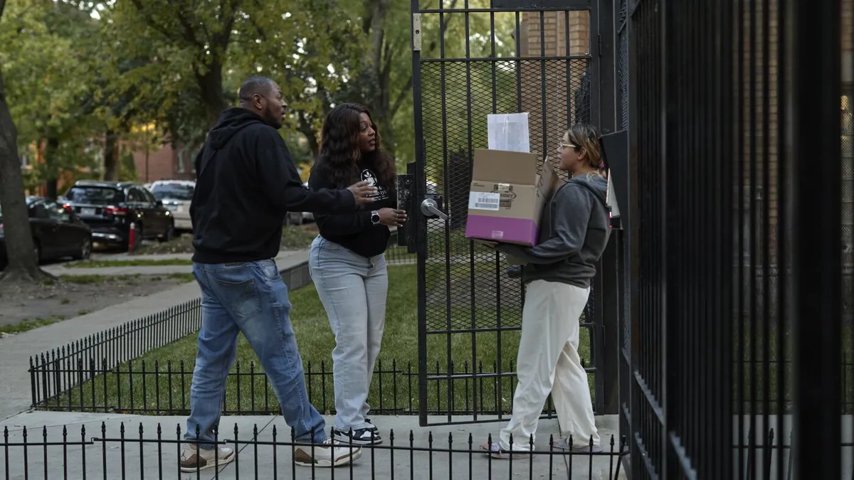 Community Rallies to Support Food Insecure Amid SNAP Funding Crisis