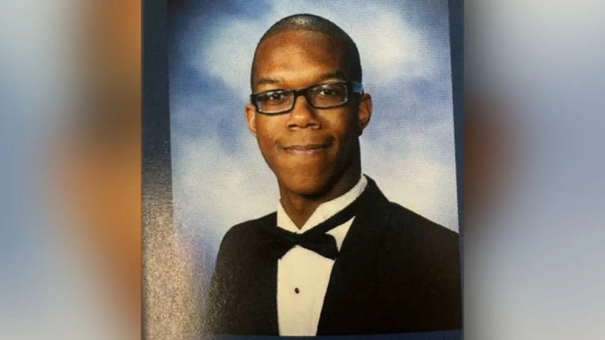 Court Appearance of Jan. 6 Pipe Bomb Suspect Shakes Family and Nation