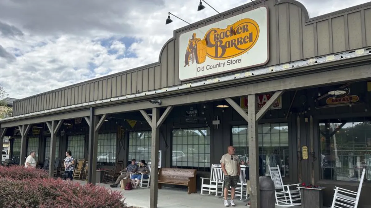 Cracker Barrel Faces Backlash: Logo Change Leads to Decline in Customer Visits