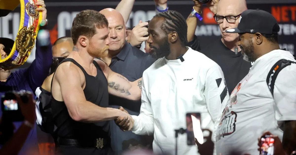 Crawford vs Alvarez: A Clash for Boxing History in Las Vegas