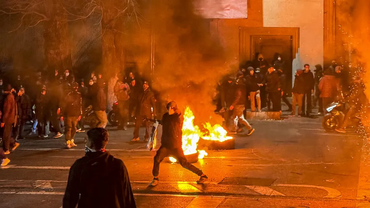 Crude Oil Prices Surge 3% Amid U.S.-Iran Tensions and Protests