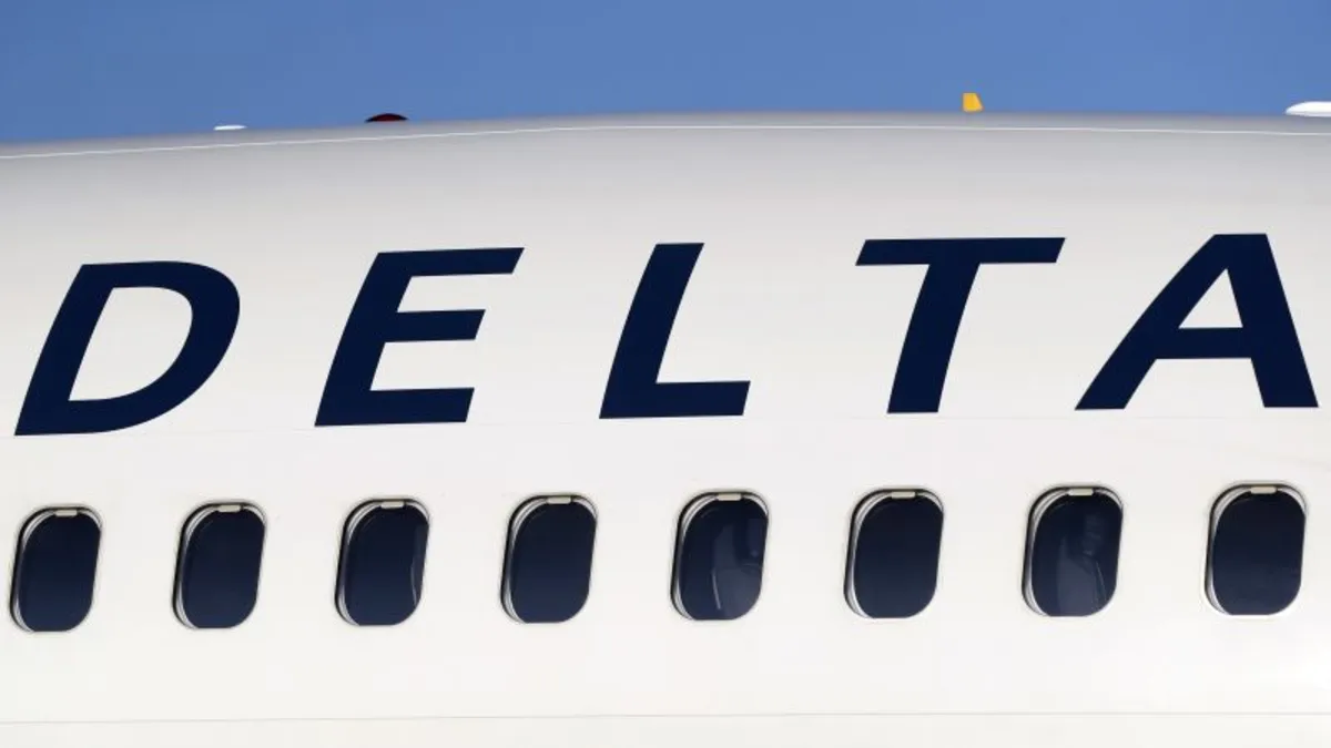 Delta Airlines Flight Clips Empty Jet in Atlanta: No Injuries Reported