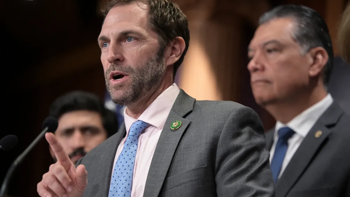 Democratic Lawmakers Challenge Military Orders Amid Trump’s Controversial Response