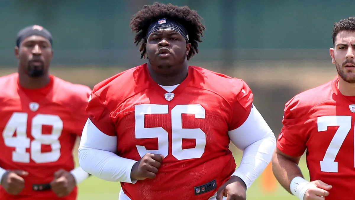 Desmond Watson: The Heaviest Player in NFL History Aims for More Than Just a Weight Record