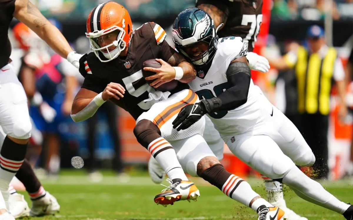 Dillon Gabriel vs. Shedeur Sanders: Rookie Quarterbacks Shine in Preseason Showdown