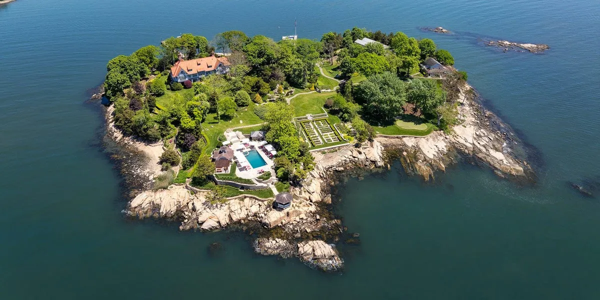 Discover the Luxurious Rogers Island: Your Private Paradise Awaits
