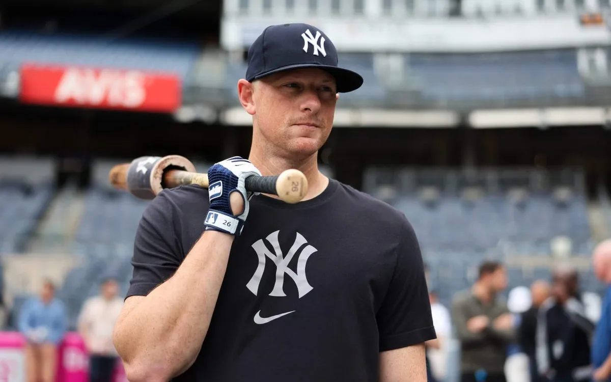 DJ LeMahieu's Surprising Exit Marks a New Era for the Yankees