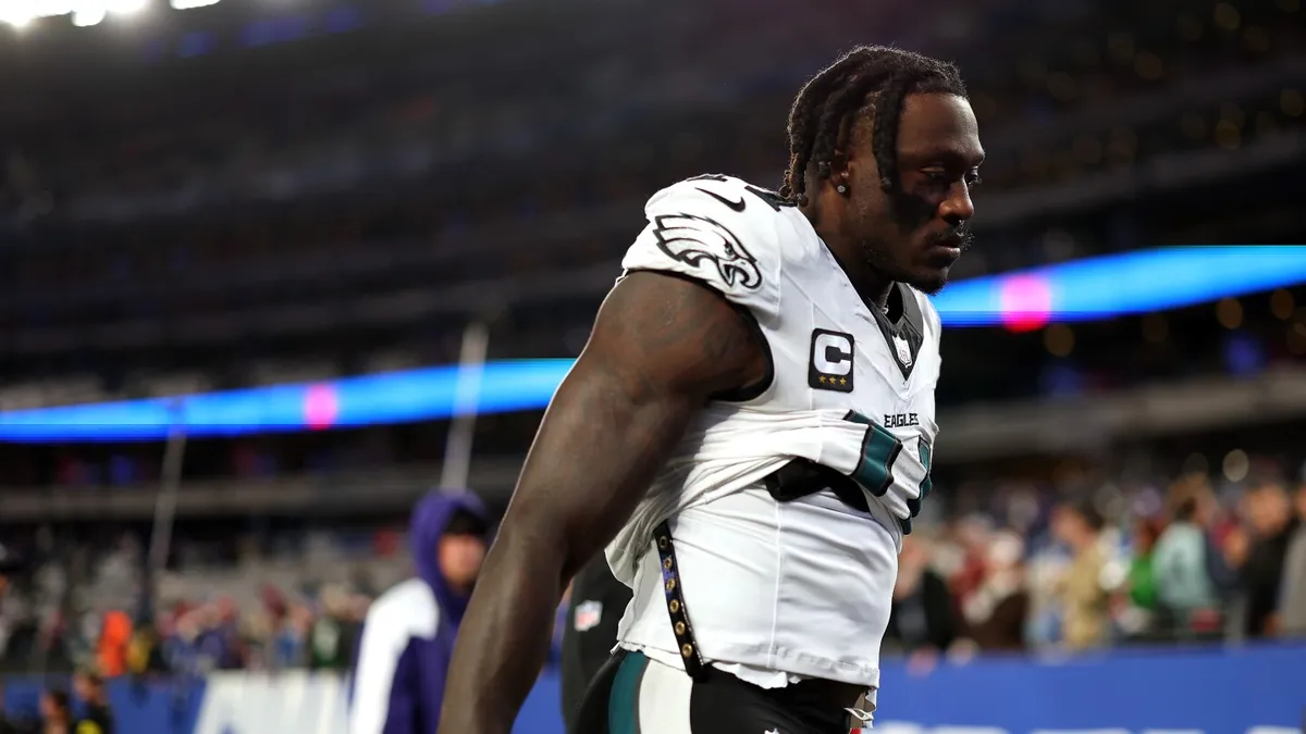 Eagles' A.J. Brown Calls Out Offensive Mistakes After Critical Game Loss