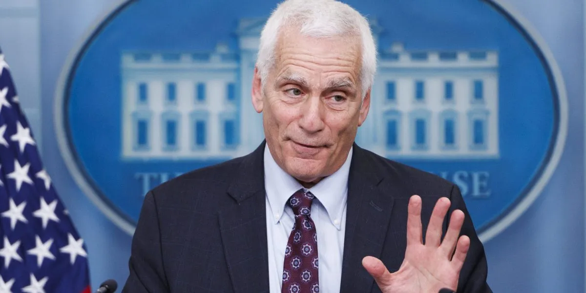 Economist Sounds Alarm on U.S. Debt: Are We Facing a Financial Crisis?