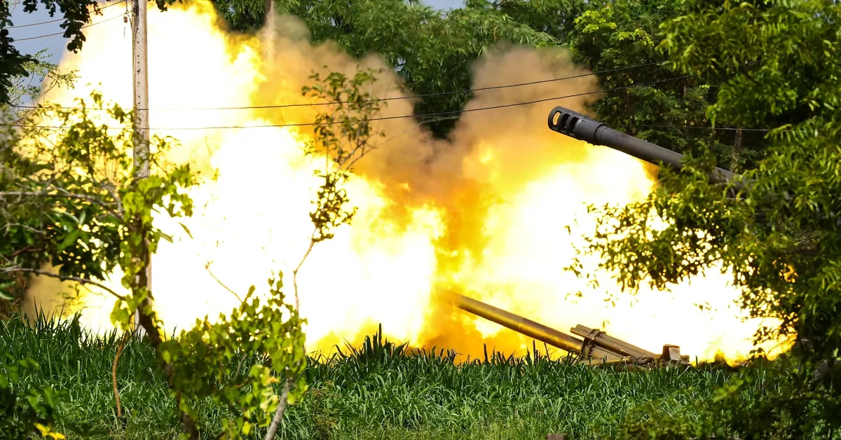 Escalating Border Conflict: Thailand and Cambodia Engage in Heavy Artillery Clashes