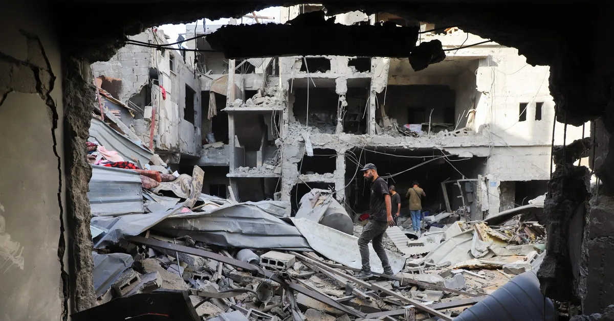 Escalating Conflict: Israel's Strikes on Gaza Amid U.S. Peace Efforts