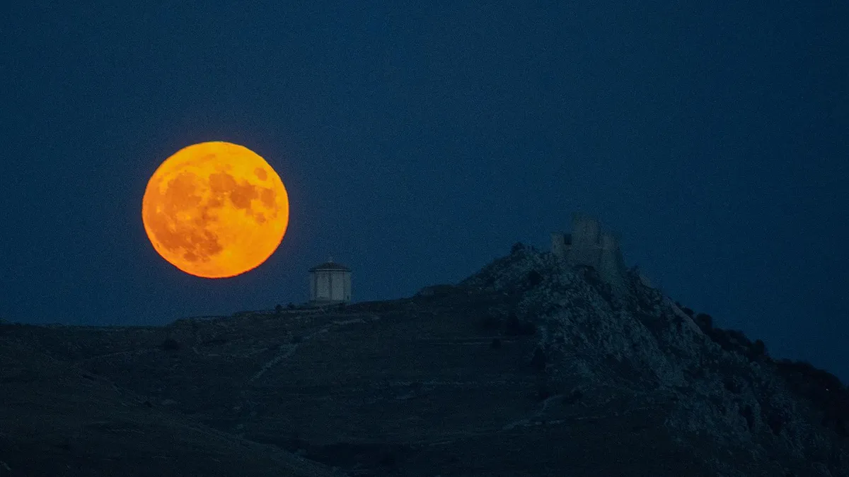 Experience the Spectacular Harvest Supermoon of 2025: A Celestial Event Not to Miss!