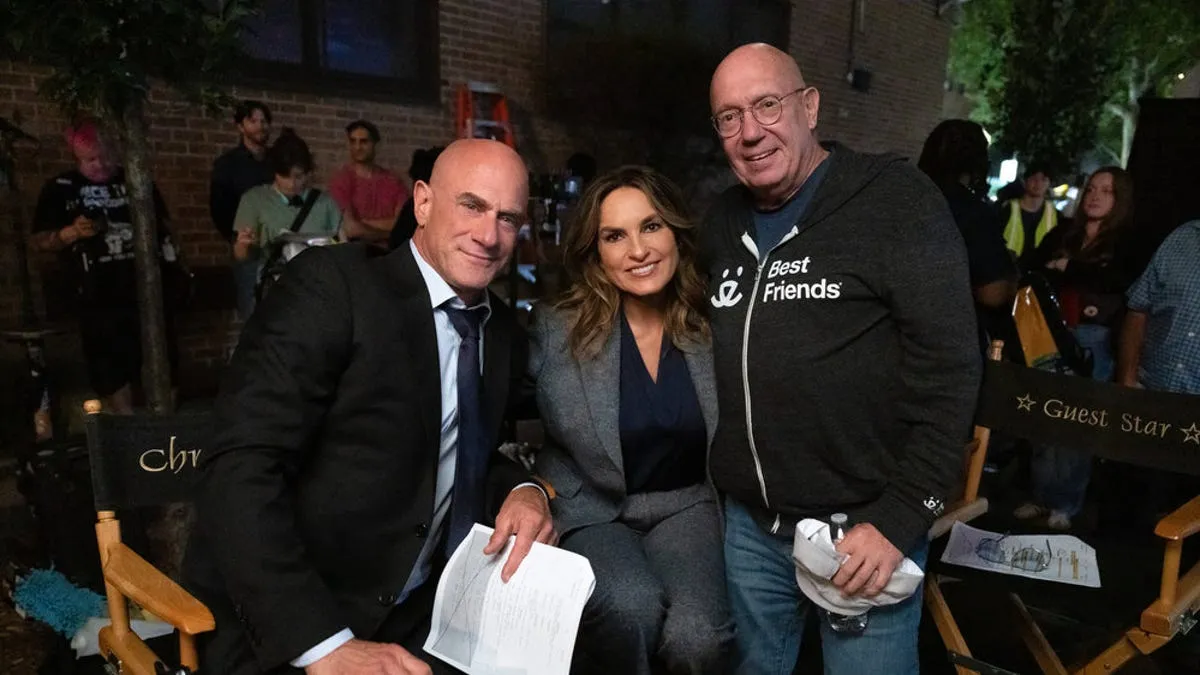 Farewell to Captain Cragen: A Heartfelt Tribute in Law & Order: SVU Season Premiere