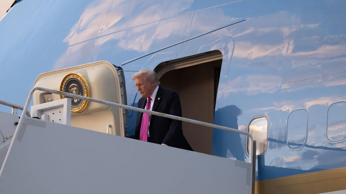 FBI Probes Suspicious Hunting Stand Near Trump's Arrival at Palm Beach Airport