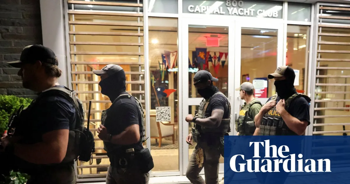 Federal Agents Crack Down on Day Laborers in Washington DC Amid Controversial Crime Tactics