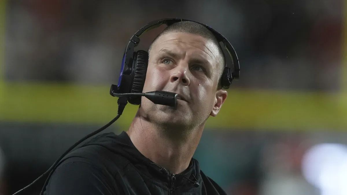Florida Gators Fire Coach Billy Napier After Disappointing Tenure