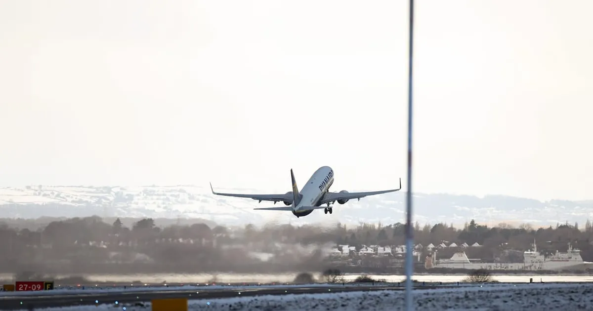 French Air Traffic Controllers' Strike Grounds Over 1,000 Flights, Airlines Fuming