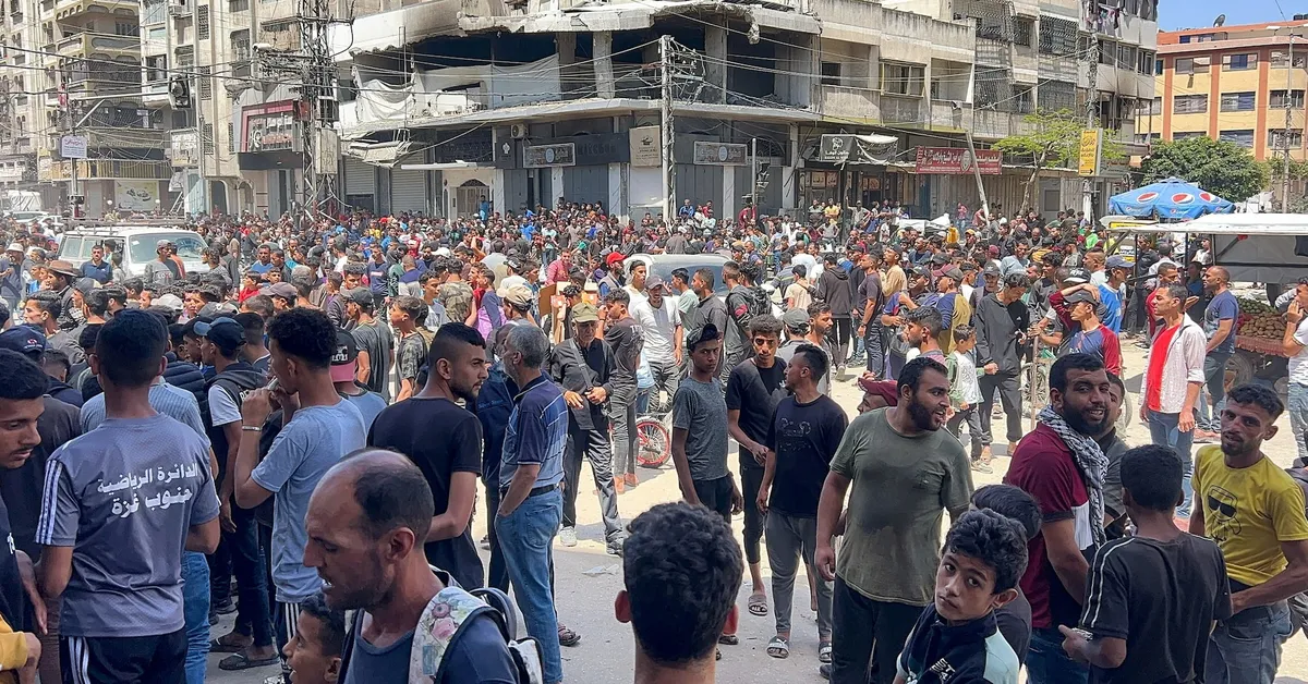 Gaza Aid Crisis: U.S.-Backed Foundation Halts Distribution Amid Safety Concerns