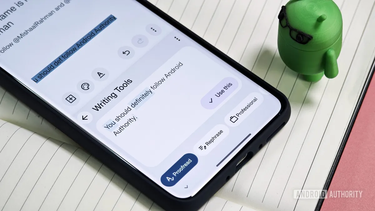 Gboard's AI Writing Tools Expand to Non-Pixel Devices