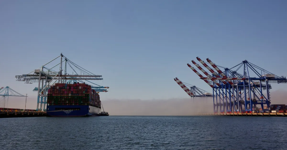Global Economy Faces Sharp Slowdown Amid Trade War Turbulence