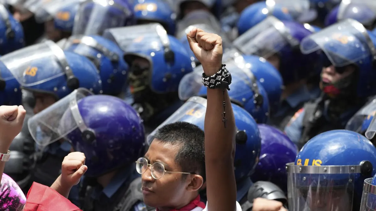 Global May Day Protests Erupt Against Trump's Tariff Agenda