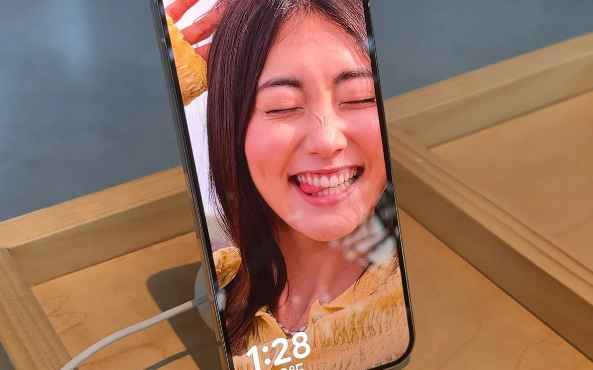 Google Unveils PixelSnap: The Magnetic Accessory Revolution for Pixel 10