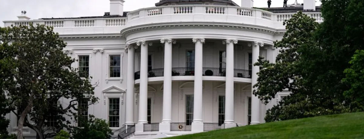 Government Shutdown Looms: Federal Workers Face Potential Layoffs