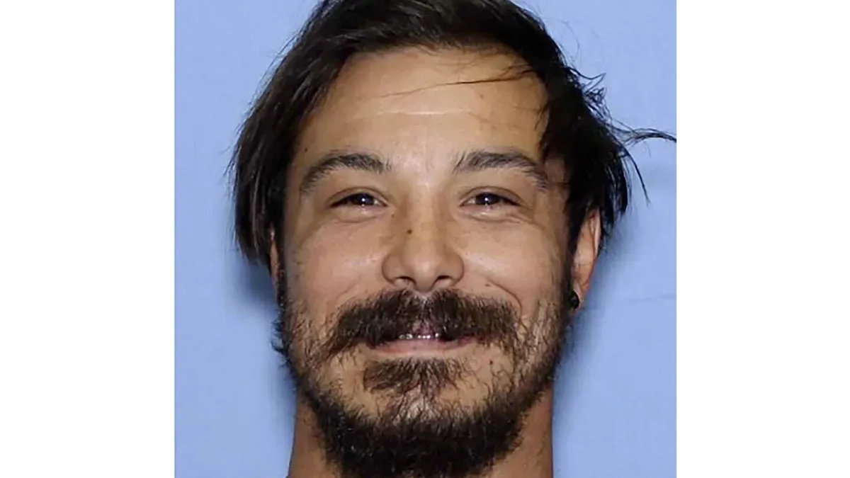 Grim Discovery: Remains of Ex-Soldier Travis Decker Found in Washington Mountains