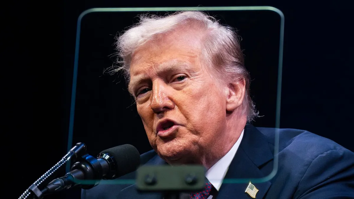House Democrats Unveil Trump's Doodle in Epstein's Birthday Book