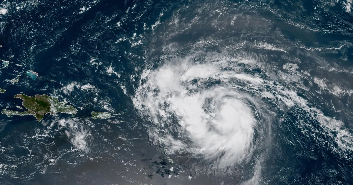 Hurricane Erin Strengthens: First Major Storm of the Atlantic Season