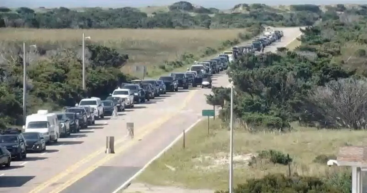 Hurricane Erin Threatens Outer Banks: What Tourists Need to Know