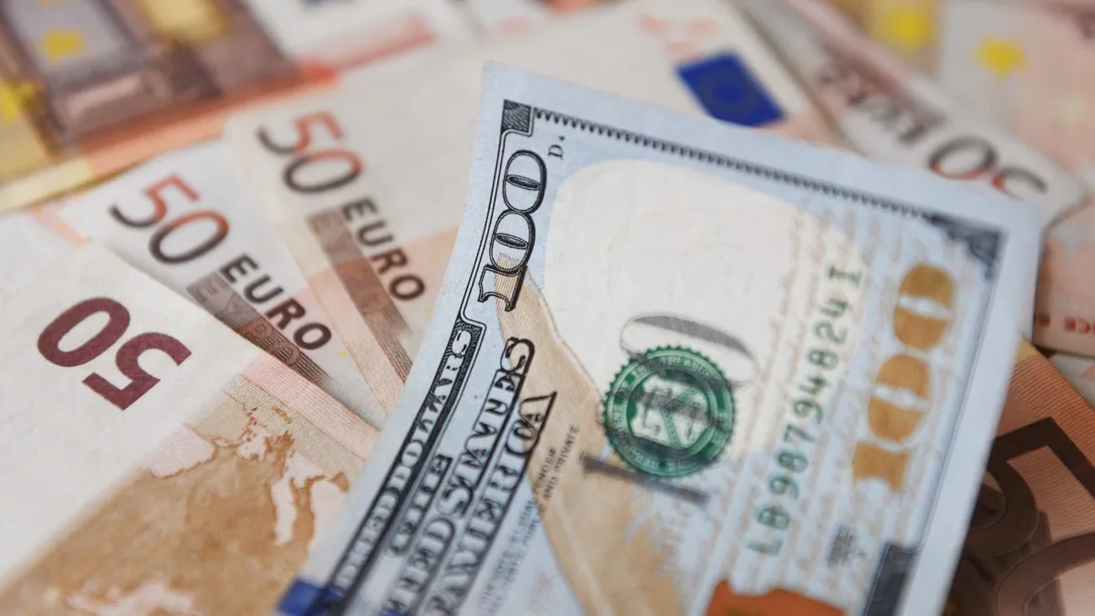 Is the U.S. Dollar's Decline a Sign of Financial Turmoil?